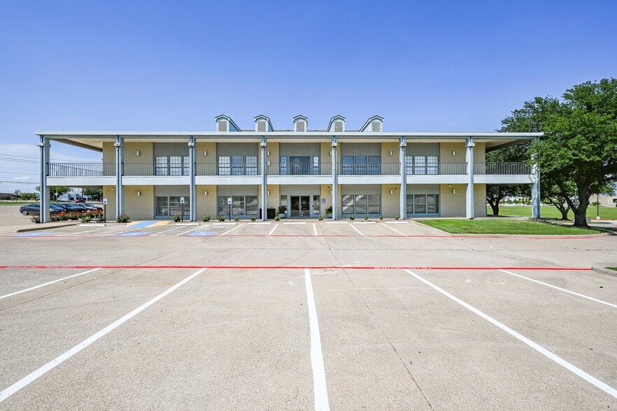 7222 S Westmoreland Rd, Dallas, TX for lease - Building Photo - Image 2 of 5