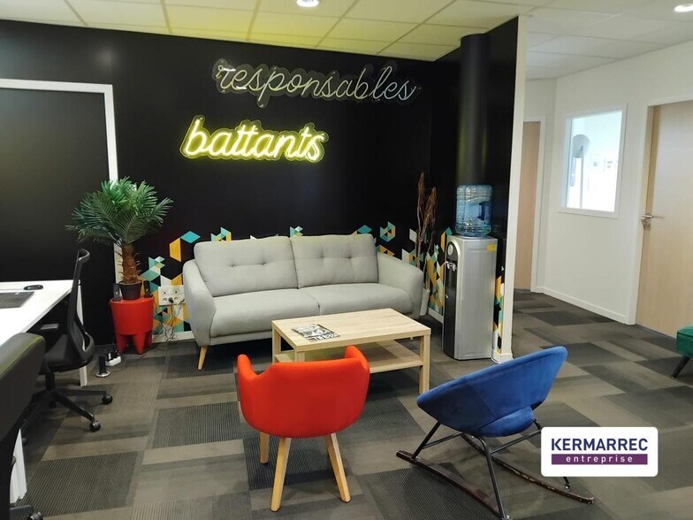 Office in Rennes for lease - Interior Photo - Image 3 of 6