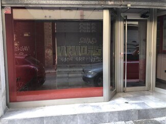 Plus de détails pour Multi-résidentiel à vendre