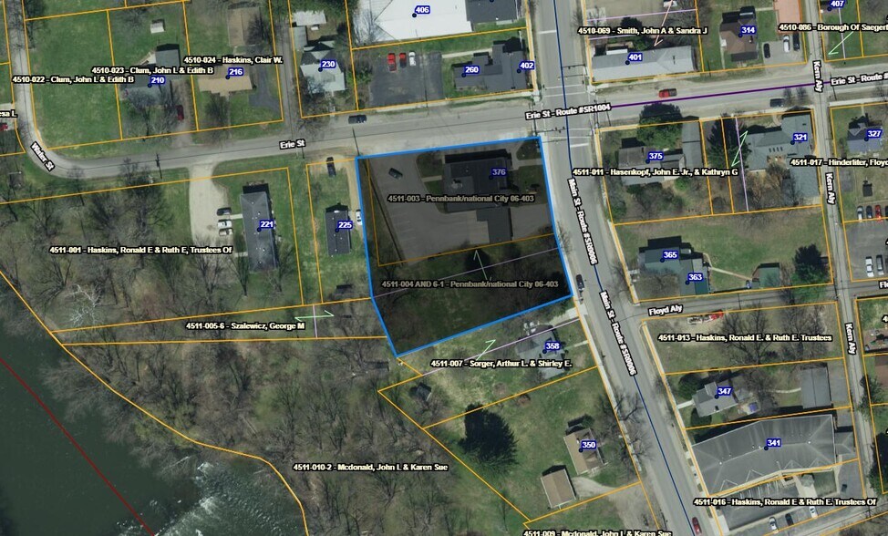 376 Main St, Saegertown, PA à vendre - Photo du bâtiment - Image 2 de 2