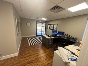 2105 Park St, Jacksonville, FL à louer Photo intérieure- Image 2 de 5