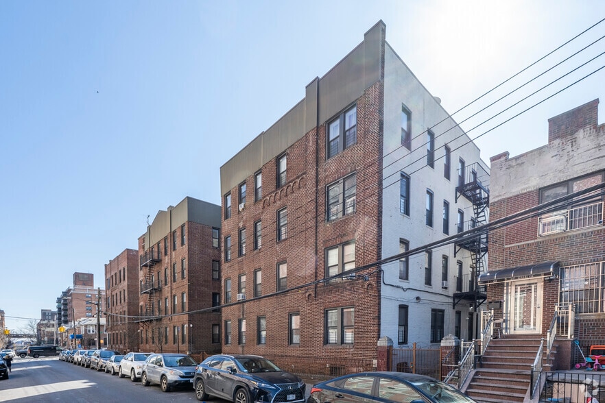 864 49th St, Brooklyn, NY à vendre - Photo du bâtiment - Image 3 de 7
