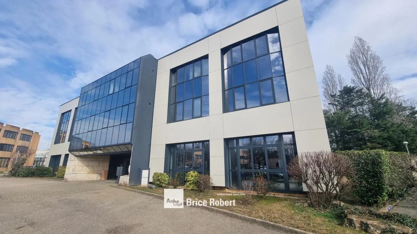 3 Rue Claude Chappe, Saint-Didier-au-Mont-d'Or for lease Building Photo- Image 1 of 12