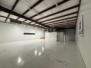 7540 103rd St, Jacksonville, FL for lease Building Photo- Image 1 of 2
