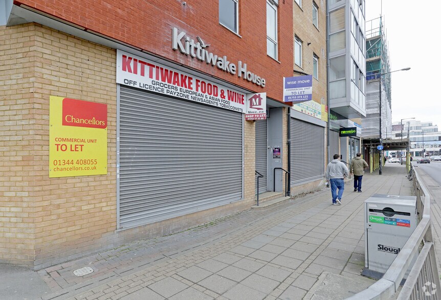 1-7 High St, Slough à louer - Photo du bâtiment - Image 3 de 5