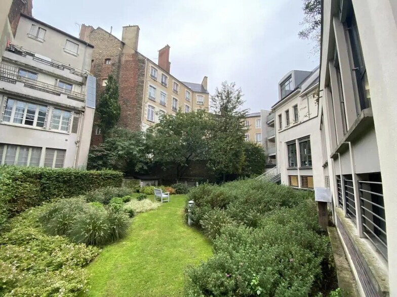 Bureau dans Rennes à louer - Photo du bâtiment - Image 1 de 5