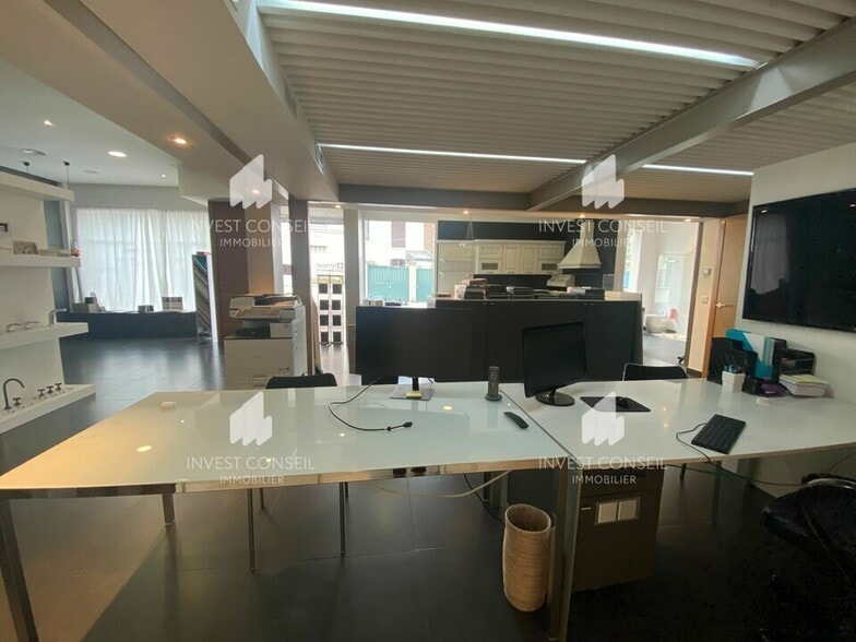 60 Avenue Charles De Gaulle, Bois-Colombes à louer - Photo intérieure - Image 3 de 12