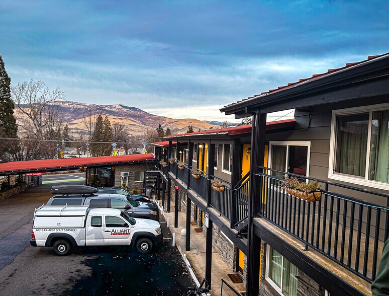 1450 Ashland St, Ashland, OR à vendre - Photo du bâtiment - Image 3 de 19