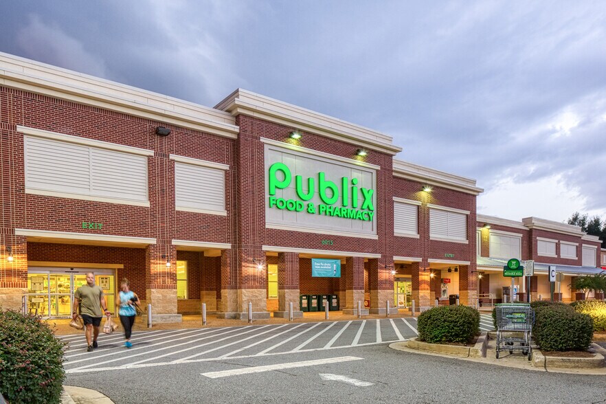 6015 Watson Blvd, Warner Robins, GA à louer - Photo du bâtiment - Image 1 de 5