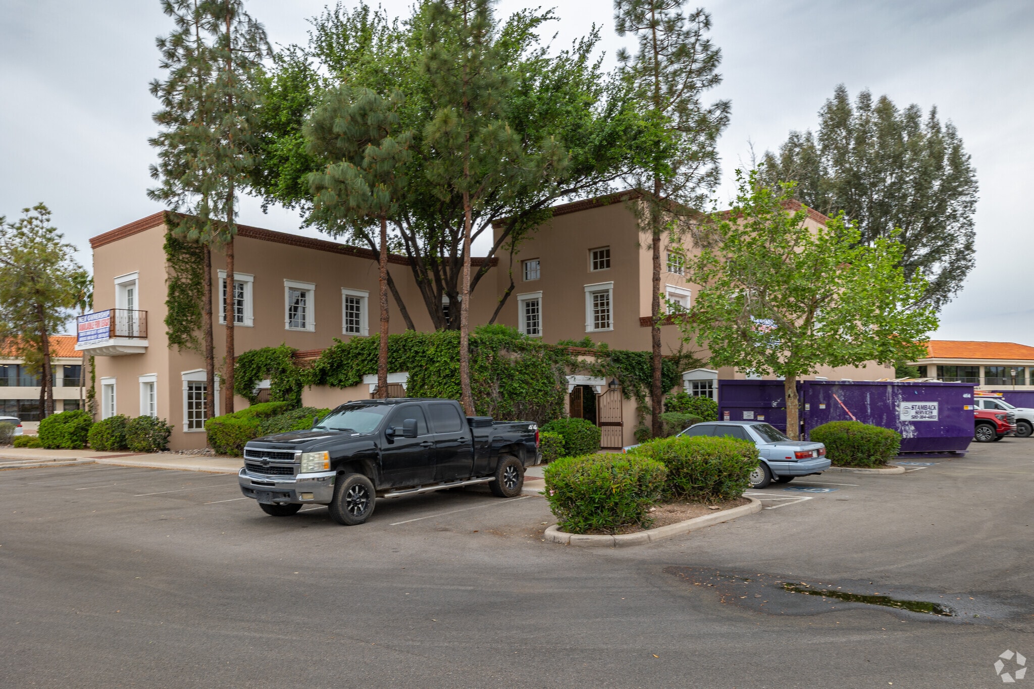 1890 E River Rd, Tucson, AZ à louer Photo principale- Image 1 de 7