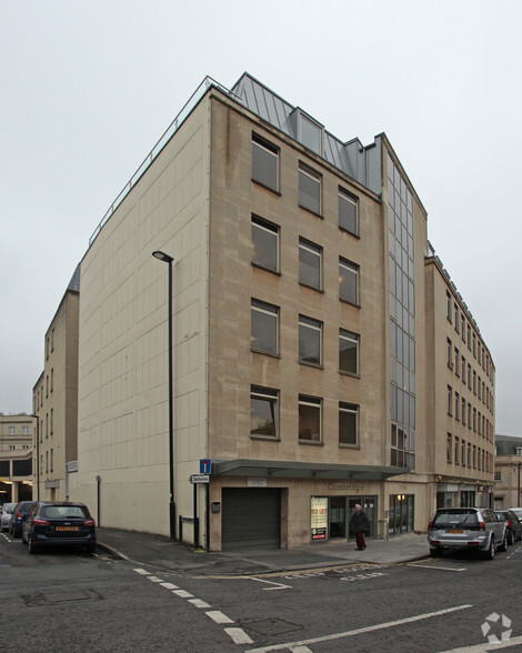 Henry St, Bath à louer - Photo du bâtiment - Image 2 de 15