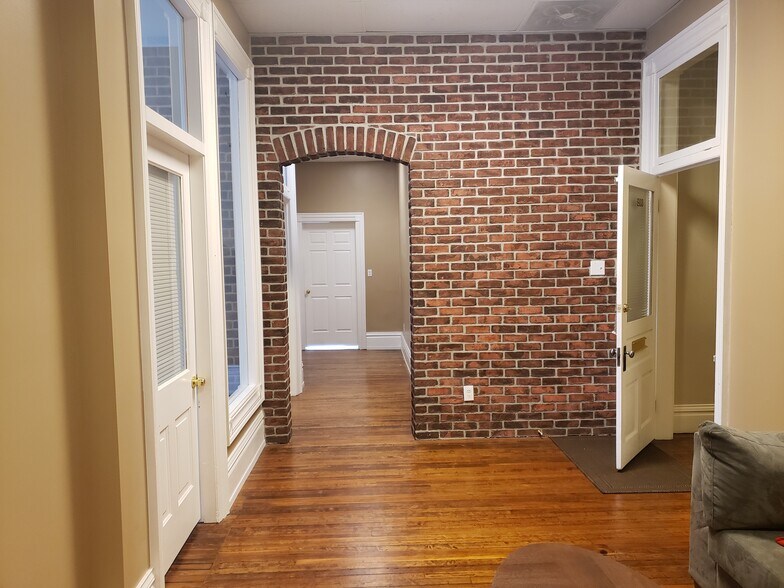 1 E Center St, Provo, UT à vendre - Photo du bâtiment - Image 3 de 25