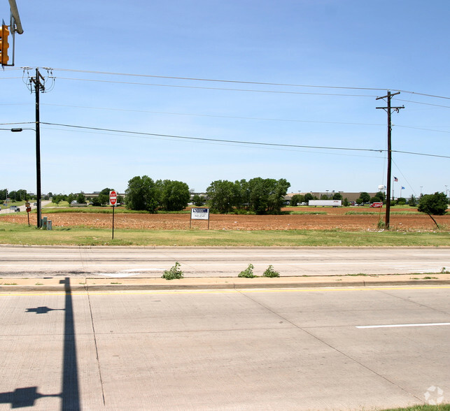 101 S Morgen Rd, Oklahoma City, OK à vendre - Photo principale - Image 1 de 1