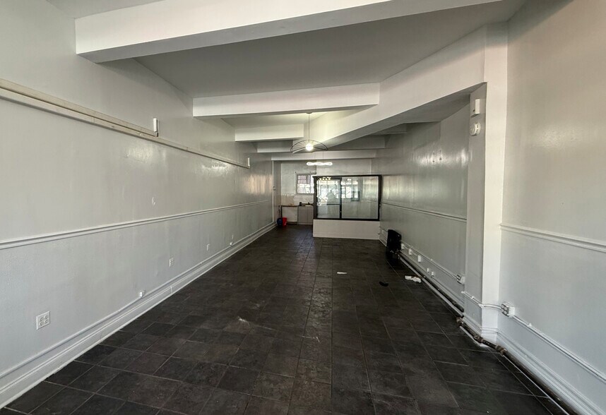 1790 Flatbush Ave, Brooklyn, NY à louer - Photo du bâtiment - Image 3 de 10