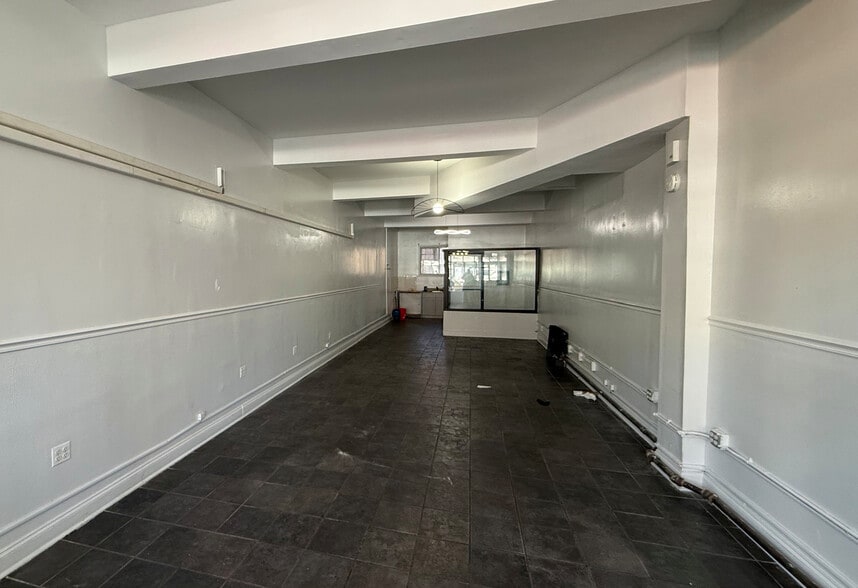 1790 Flatbush Ave, Brooklyn, NY à louer - Photo du bâtiment - Image 3 de 10