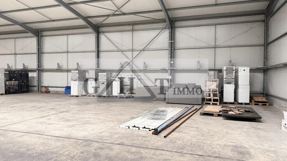 Industriel dans Mareuil-lès-Meaux à louer - Photo du bâtiment - Image 2 de 43