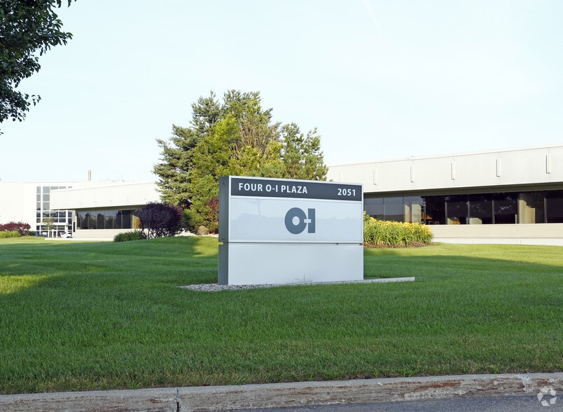 2051 N Wilkinson Way, Perrysburg, OH for sale - Building Photo - Image 3 of 6