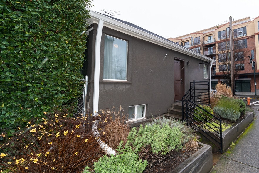 1603-1611 NE 16th Ave, Portland, OR for lease - Building Photo - Image 2 of 26