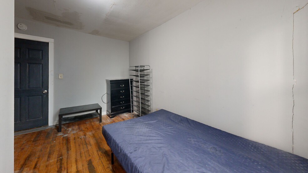 90 Henry St, Binghamton, NY à vendre - Numérisation 3D de Matterport - Image 2 de 7