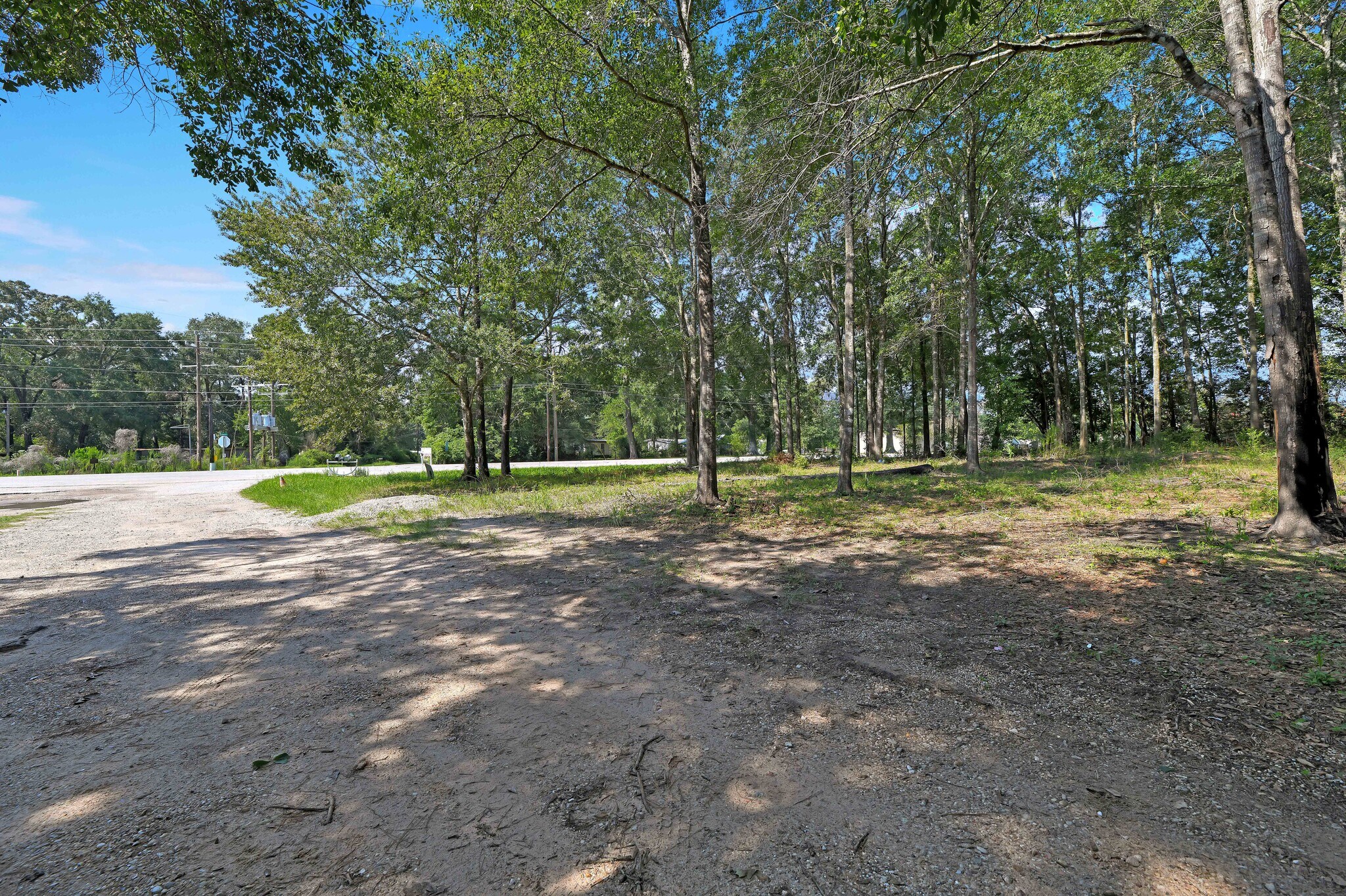 24943 FM 2090 Rd, Splendora, TX for sale Primary Photo- Image 1 of 11