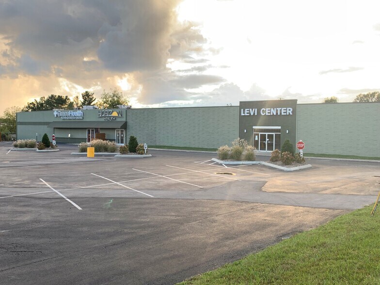 934 S Laurel Rd, London, KY à louer - Photo du bâtiment - Image 3 de 6