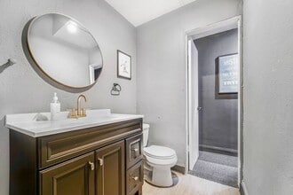 8685 Venice Blvd, Los Angeles, CA for lease Building Photo- Image 2 of 16