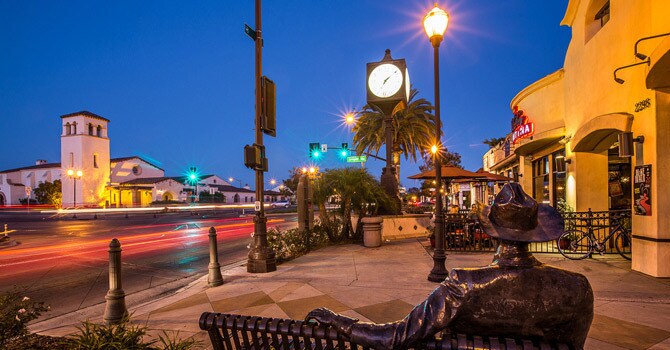 2360-2364 E Ventura Blvd, Camarillo, CA à louer - Photo du bâtiment - Image 3 de 8