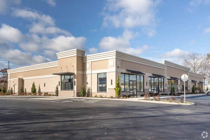 2779-2801 Route 112, Medford, NY à louer - Photo du bâtiment - Image 1 de 4