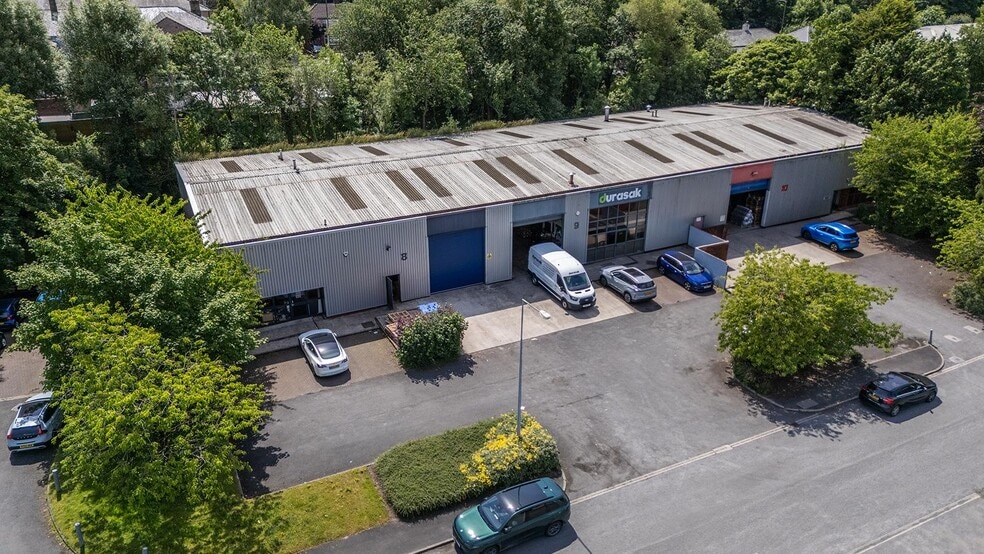 Walmesley Ct, Accrington for sale - Primary Photo - Image 1 of 2