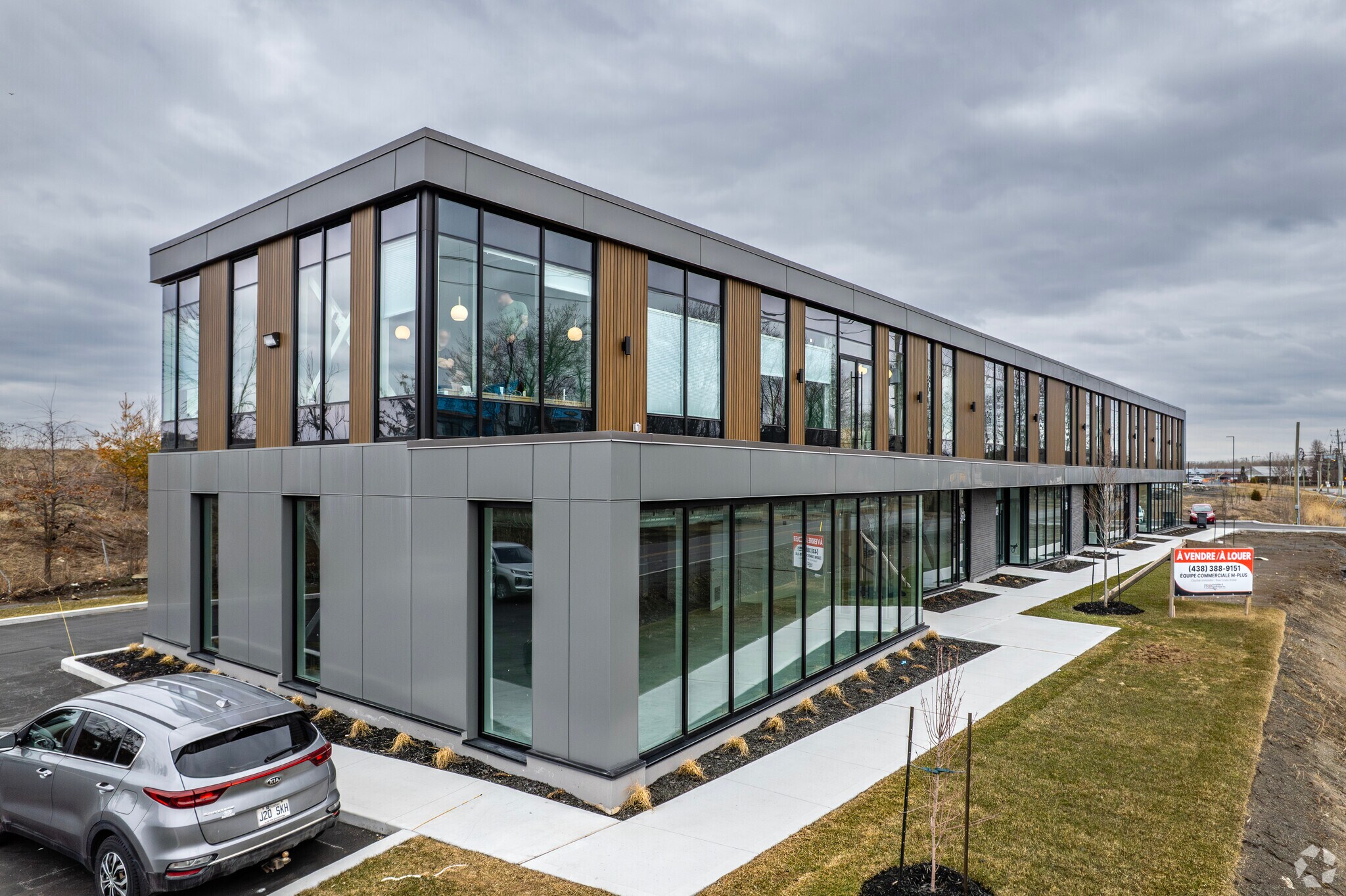 1250 Rte Édouard-VII, Saint-Philippe, QC for lease Primary Photo- Image 1 of 5