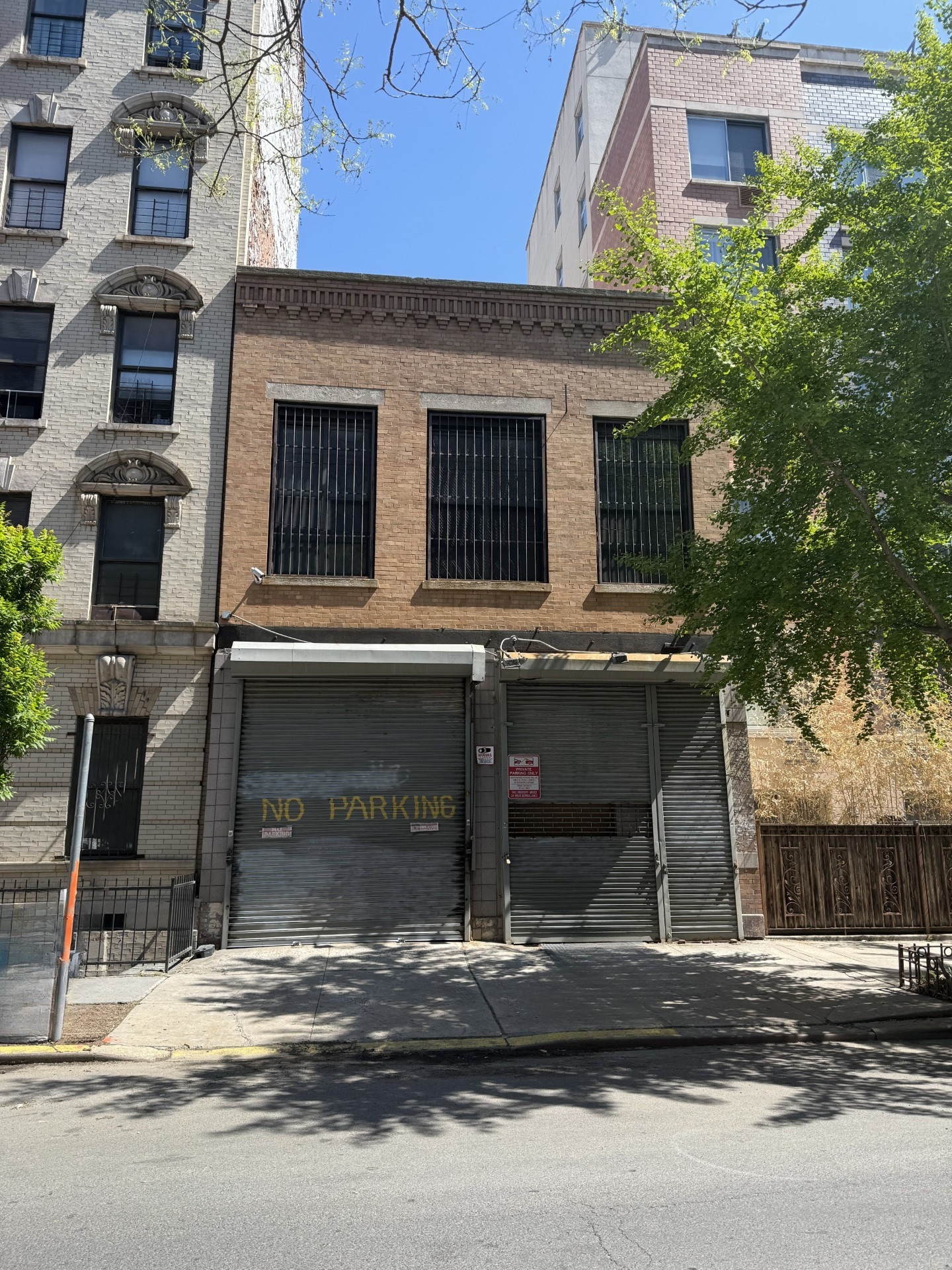 31 W 138th St, New York, NY à vendre Photo du bâtiment- Image 1 de 14