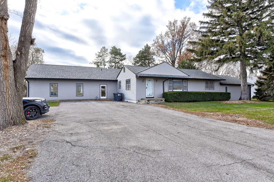 5036 S 136th St, Omaha, NE for sale - Building Photo - Image 1 of 60