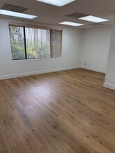 187 E Wilbur Rd, Thousand Oaks, CA for lease Interior Photo- Image 2 of 3