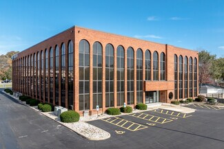 Plus de détails pour 2115 Butterfield Rd, Oak Brook, IL - Bureau à louer