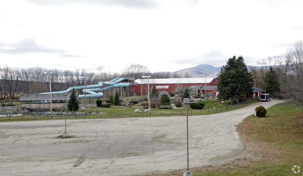 12 North Rd, Bethel, ME à louer - Photo du bâtiment - Image 1 de 20