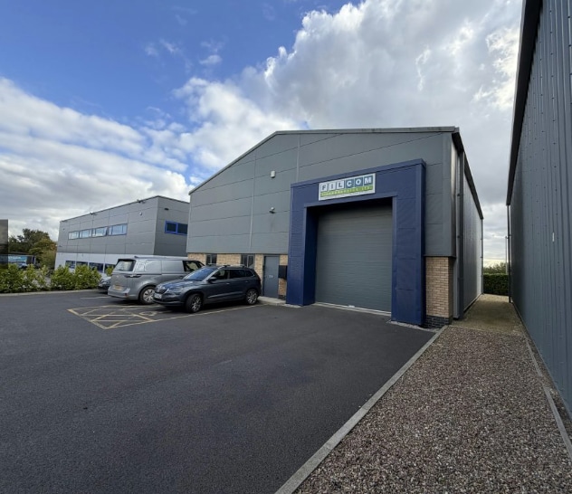 16 Sadler Ct, Lincoln for lease - Building Photo - Image 2 of 2