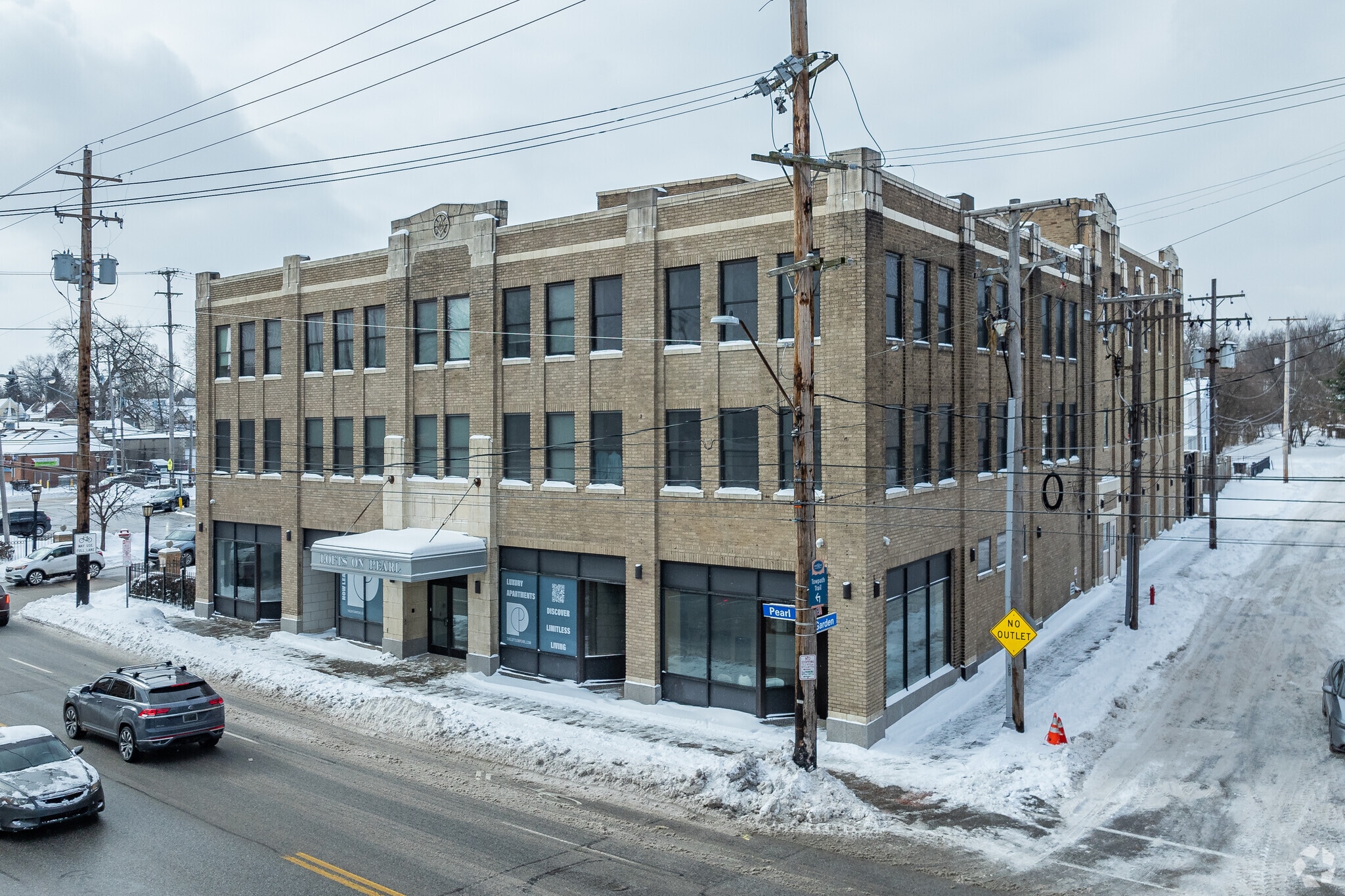 3804 Pearl Rd, Cleveland, OH for lease Primary Photo- Image 1 of 6