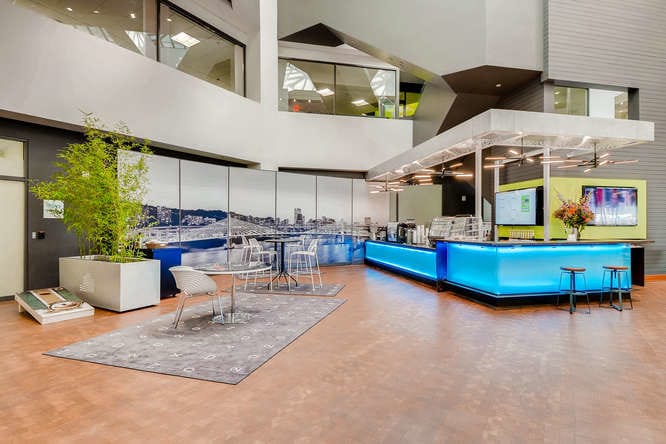 2020 SW 4th Ave, Portland, OR for lease - Interior Photo - Image 2 of 8