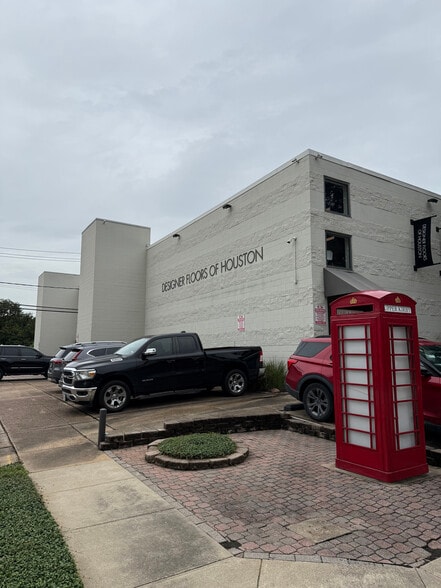 3508-3514 Lake St, Houston, TX for lease - Building Photo - Image 1 of 5