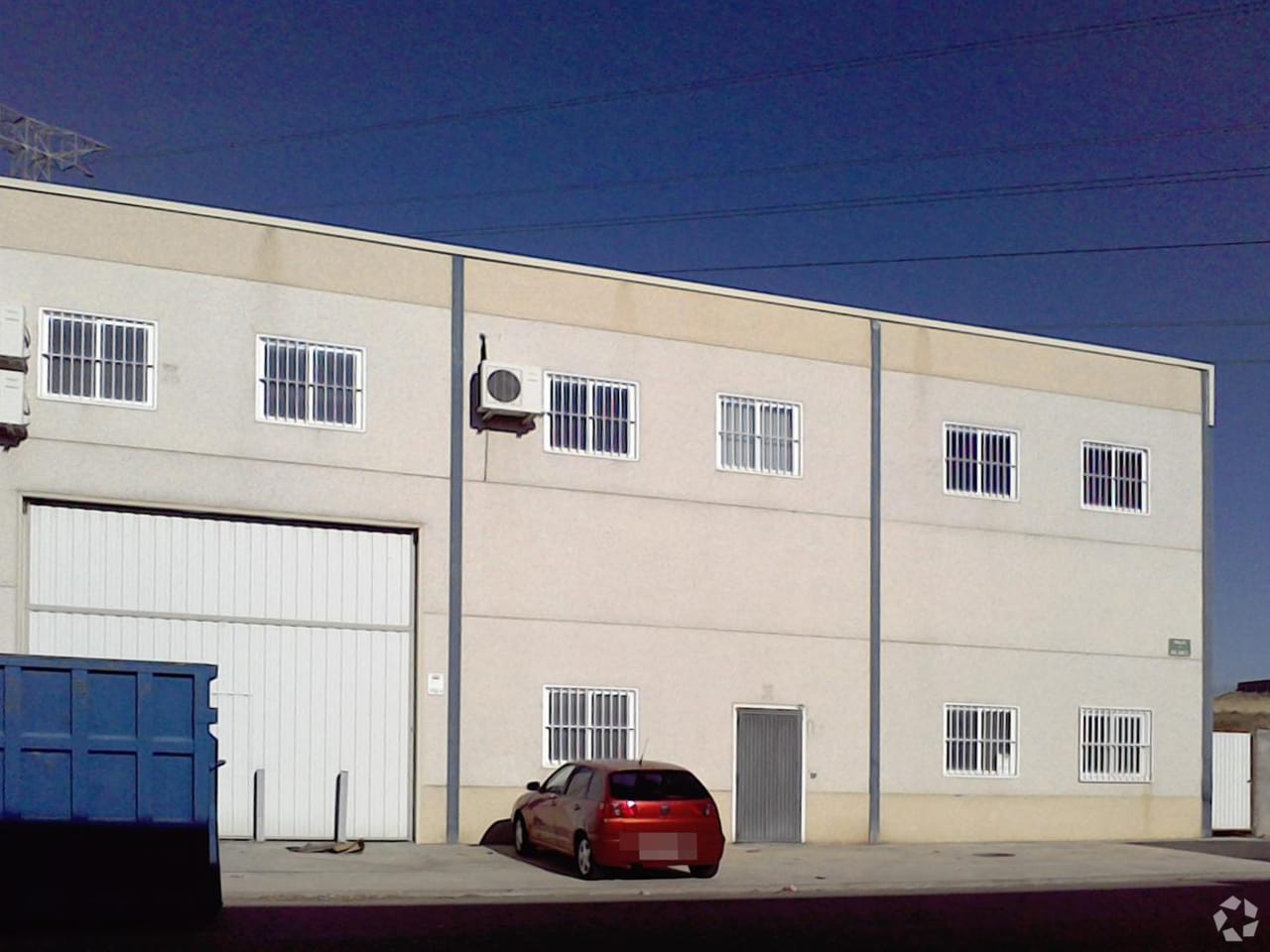 Polígono Industrial Yuncler portfolio of 33 properties for sale on LoopNet.ca Primary Photo- Image 1 of 14