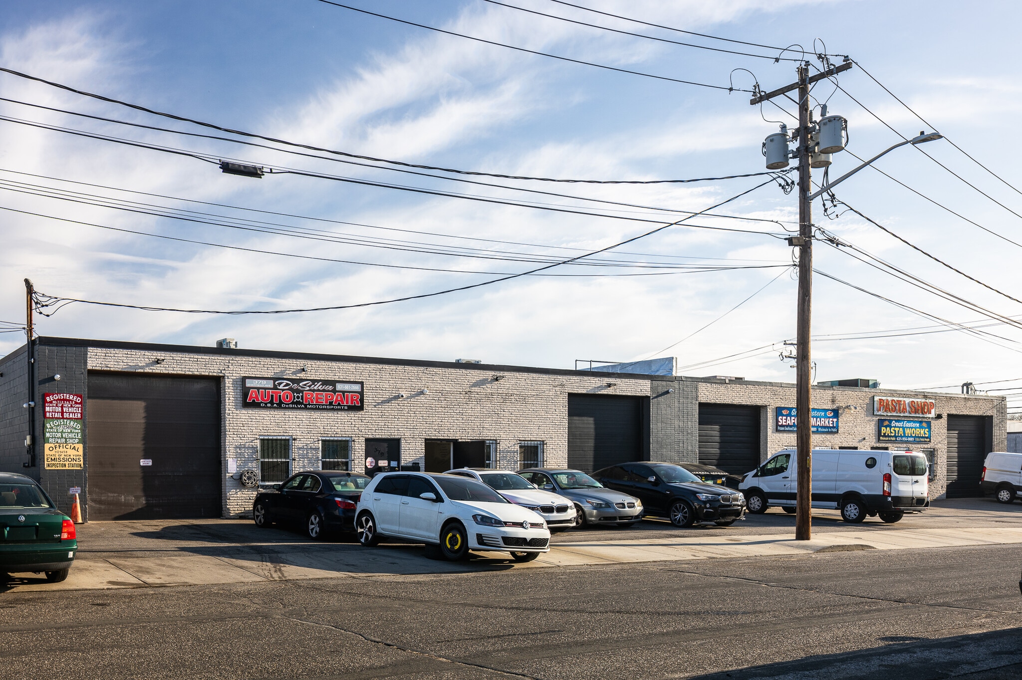 385 Sheffield Ave, West Babylon, NY for lease Primary Photo- Image 1 of 13