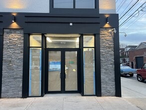 972-978 Morris Park Ave, Bronx, NY for lease Building Photo- Image 2 of 3