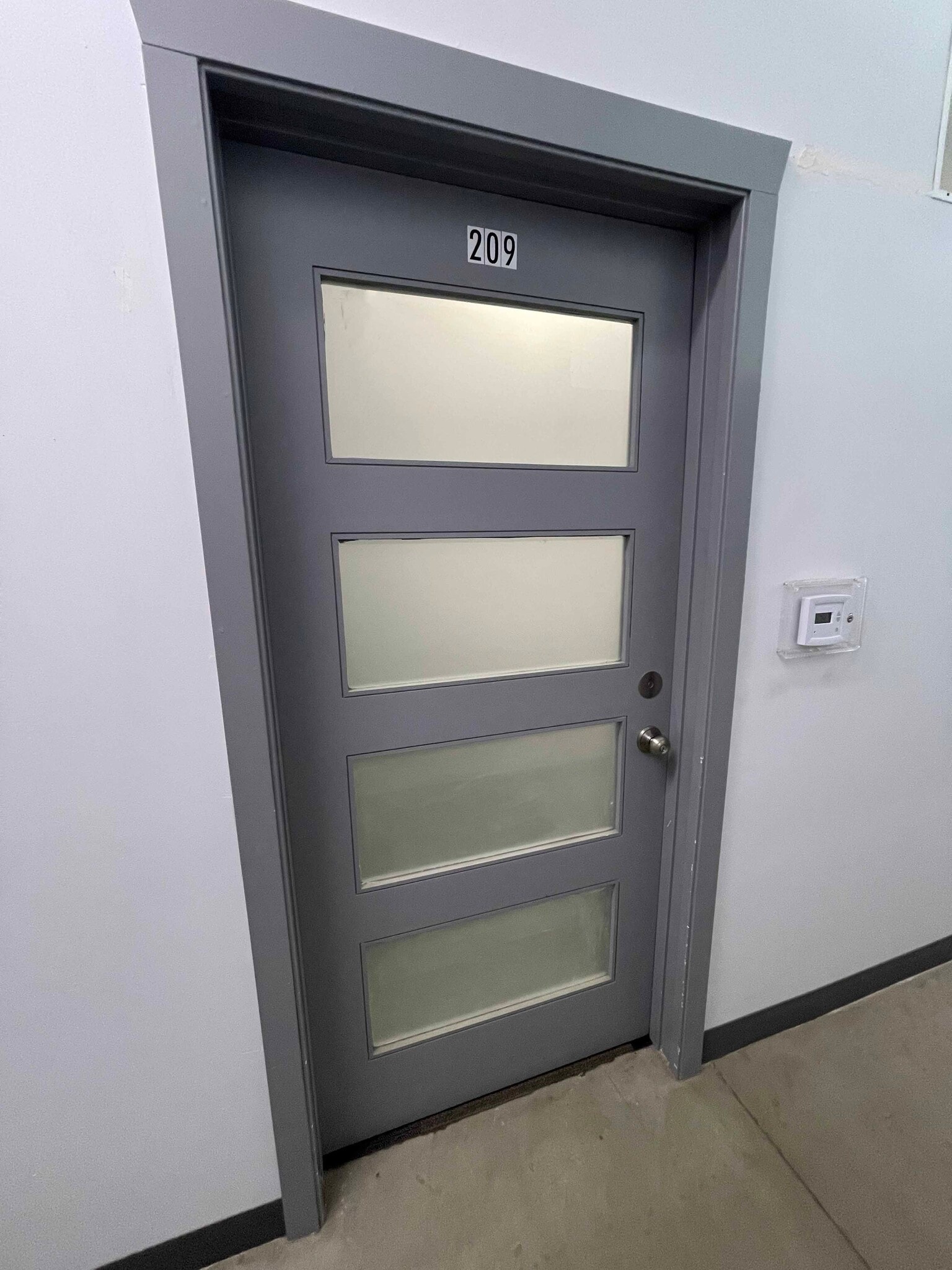 28497 Highway 74, Lake Elsinore, CA for lease Interior Photo- Image 1 of 3