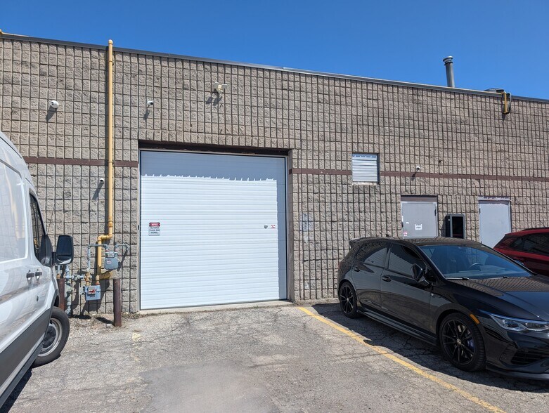 10 Wyman Rd, Waterloo, ON à louer - Photo du bâtiment - Image 2 de 4