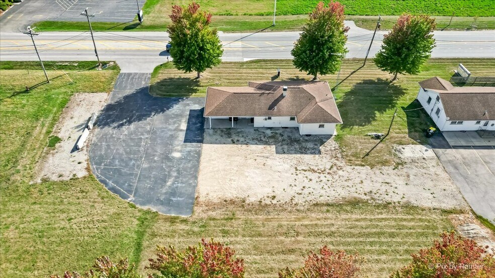 124 E Oak Knoll Dr, Hampshire, IL à vendre - Photo du bâtiment - Image 2 de 32