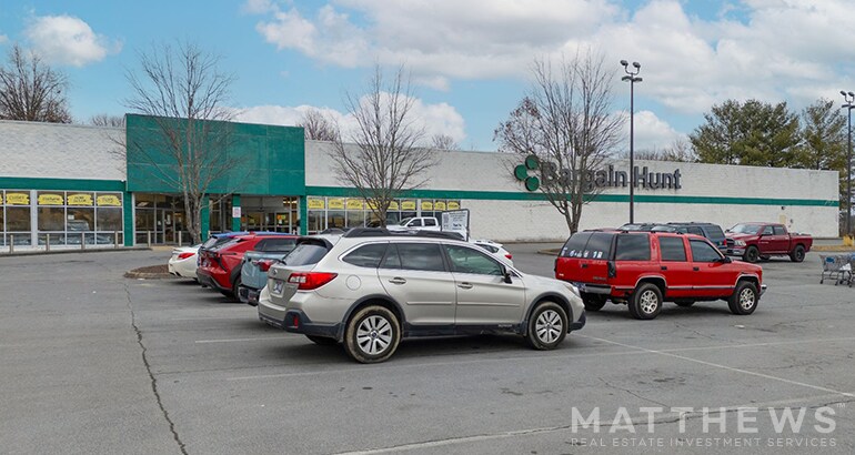 3110 Browns Mill Rd, Johnson City, TN à louer - Photo du bâtiment - Image 2 de 5