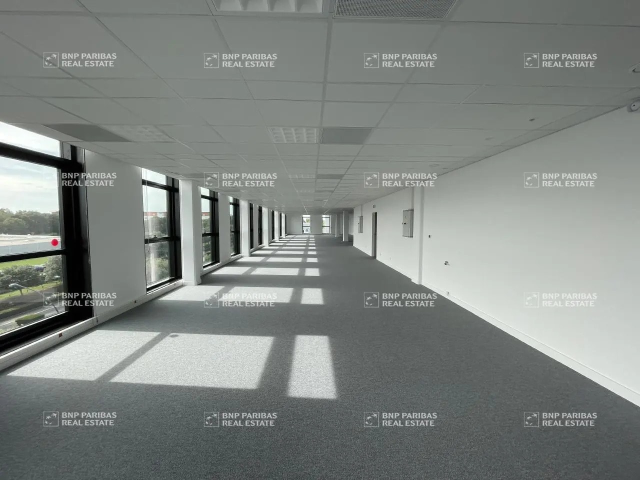 202 Avenue Du Saint Laurent, Saint-Herblain for lease Interior Photo- Image 1 of 10