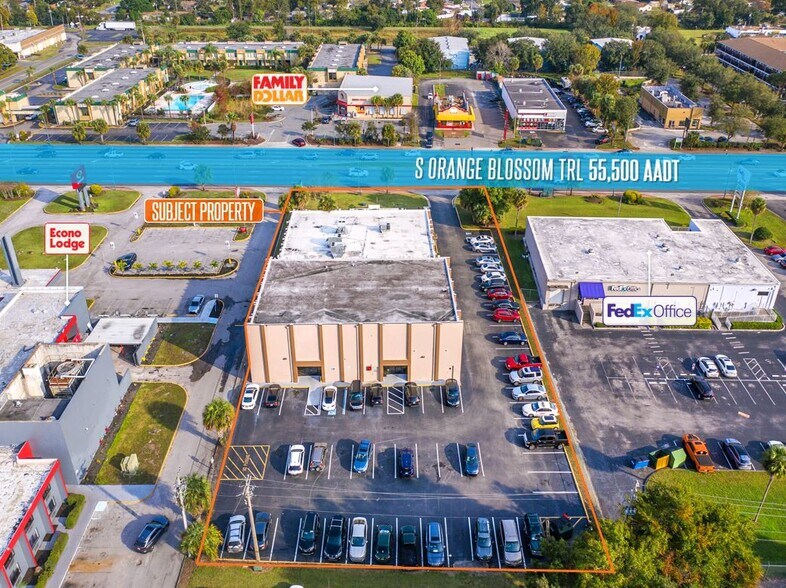 7130 S Orange Blossom Trl, Orlando, FL à louer - Photo du bâtiment - Image 3 de 3