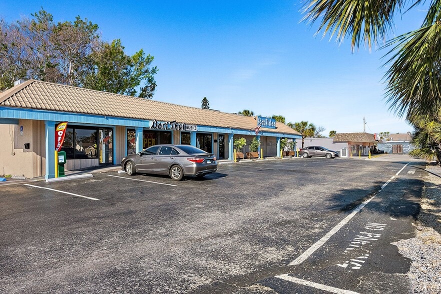 7612 Blind Pass Rd, Saint Petersburg, FL à vendre - Photo du bâtiment - Image 2 de 21