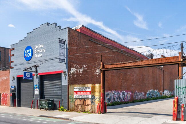 Plus de détails pour 69 9th St, Brooklyn, NY - Industriel à louer